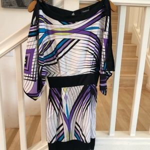 Bebe silk kimono sleeve open back cold shoulder